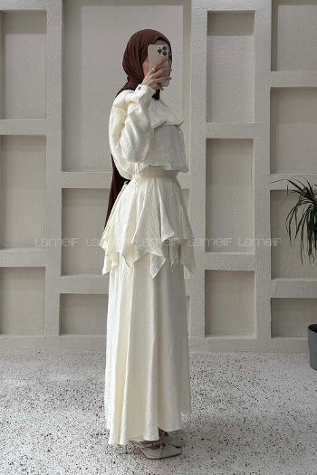 Lamelif Pelerin Detaylı Müslin Tensel Etekli Takım Krem