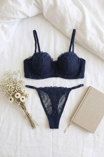 Lamelif Desteksiz Brode Nakışlı Lotus Takım