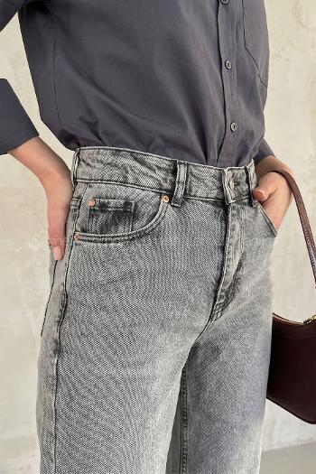Lamelif Kesik Paça Fit Jean Gri Yıkama