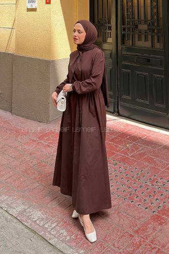 Lamelif Kravat Yaka Bağlama Detaylı Elbise Acı Kahve