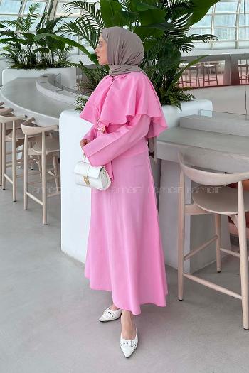 Lamelif Pelerinli Toka Detaylı Etekli Takım Pembe