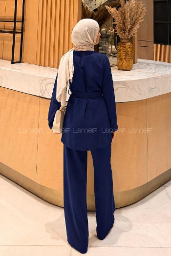 Lamelif Gold Toka Detaylı Tesettür Takım Lacivert