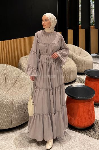 Lamelif Fırfır Detaylı Tesettür Elbise Bej