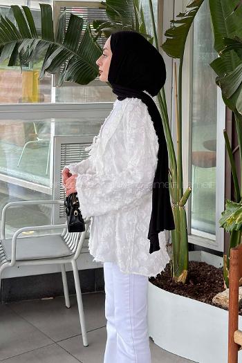 Lamelif Fırfırlı Kabartma Dokulu Tunik Beyaz