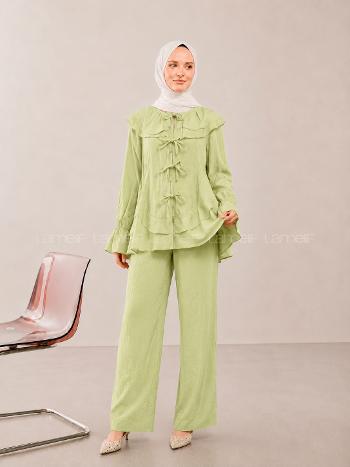 Lamelif Volanlı Bağlama Detaylı Pantolonlu Takım Çağla Yeşili