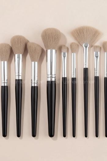 Black Brush Set