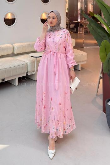 Lamelif Çiçek Baskılı Bağlama Detaylı Tesettür Elbise Pembe