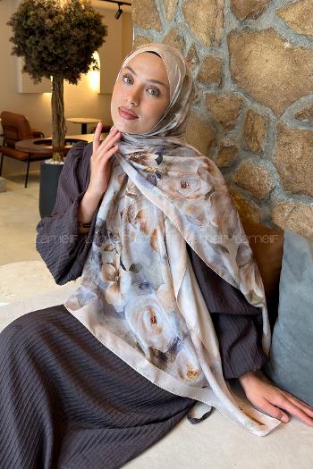 Lamelif Zambak Desen Lara Soft Şal Bej