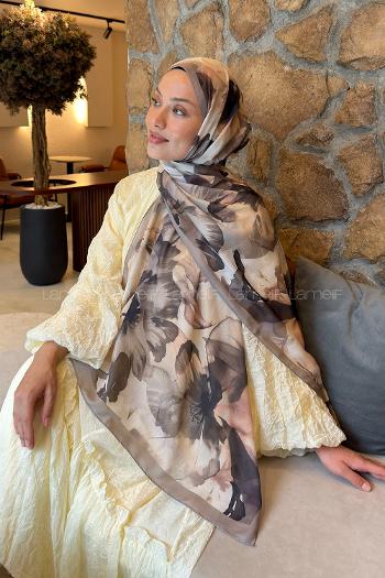 Lamelif Çiçek Desen Lara Soft Şal Koyu Vizon