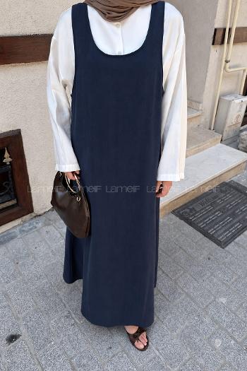 Navy Blue Crew Neck Unprinted Dresess