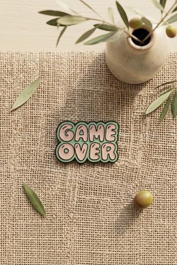lamelif Game Over Broş
