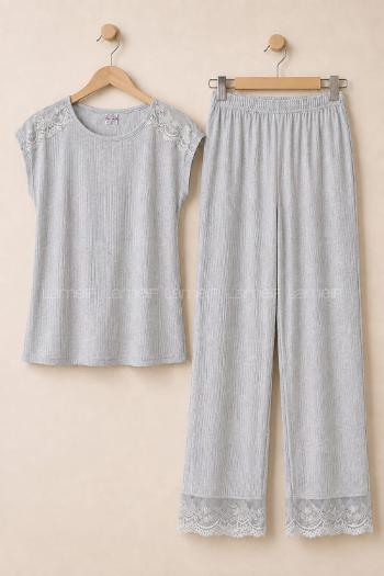 Lamelif Yeşil Dantel Detaylı Soft Touch İnce Örme Pijama Takım
