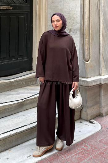 Brown Crew Neck Long Arm Without Accessories Regular Trousers Suit