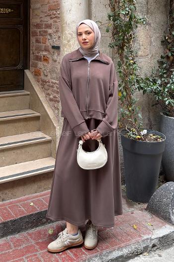 Brown Zippered Neck Long Arm With Zipper Pleated Suit