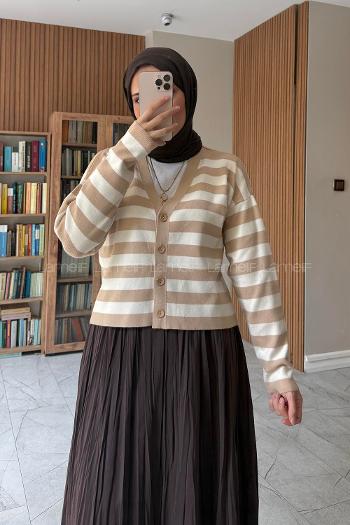 Lamelif Çizgili Crop Hırka Camel