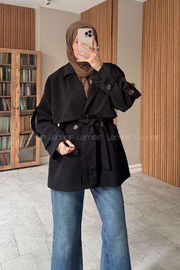 Lamelif Pelerinli Kısa Trençkot Siyah