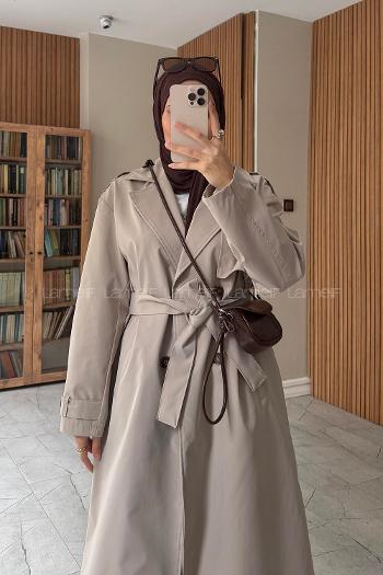 Lamelif Pelerin Detaylı Omuz Apoletli Trençkot Taş Rengi
