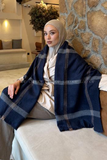 Lamelif Ekose Desen Omuz Şal Lacivert