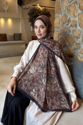 Honey Cotton Fabric Flowering Shawl