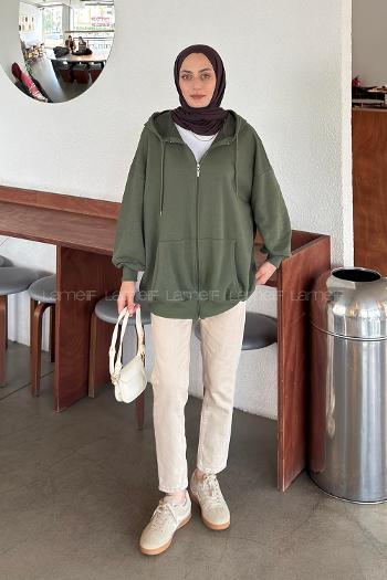 Green Hood Neck Long Arm Cardigan