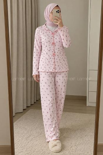 Lamelif Fiyonk Detaylı Çiçek Desenli Kaşkorse Pijama Takımı