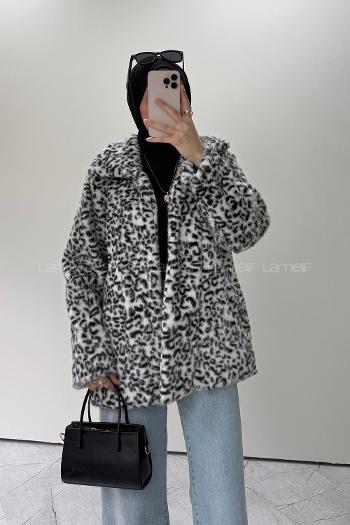 Lamelif Leopar Desenli Kürk Ceket Beyaz