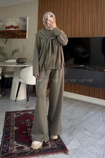 Plum Green Crew Neck Long Arm With Zipper Regular Trousers Pleated Suit