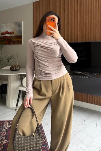 Lamelif Büzgü Detaylı Bluz Taş Rengi