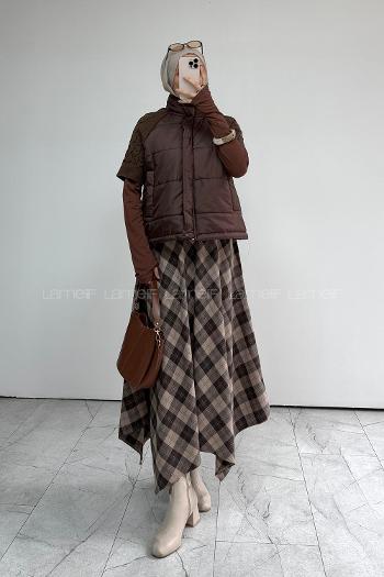 Lamelif Triko Detaylı Kapitone Mont Kahverengi