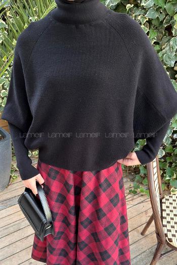 Black Turtle Neck Long Arm Jumper