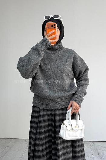 Smoked Turtle Neck Long Arm Jumper