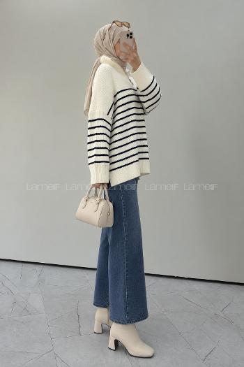 White Turtle Neck Long Arm Jumper