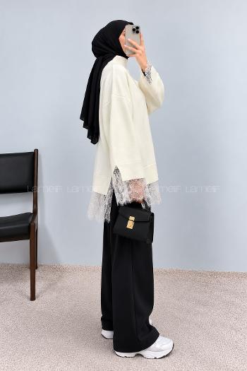 Ecru Mock Turtle Neck Long Arm Jumper