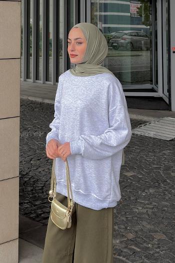 Gray Crew Neck Long Arm Unprinted Sweatshirt