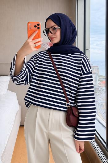 Navy Blue Crew Neck Long Arm Sweatshirt