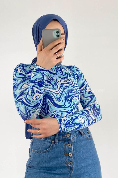 Lamelif Yarım Balıkçı Yaka Ebru Desenli Body Mavi