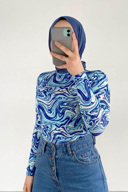 Lamelif Yarım Balıkçı Yaka Ebru Desenli Body Mavi