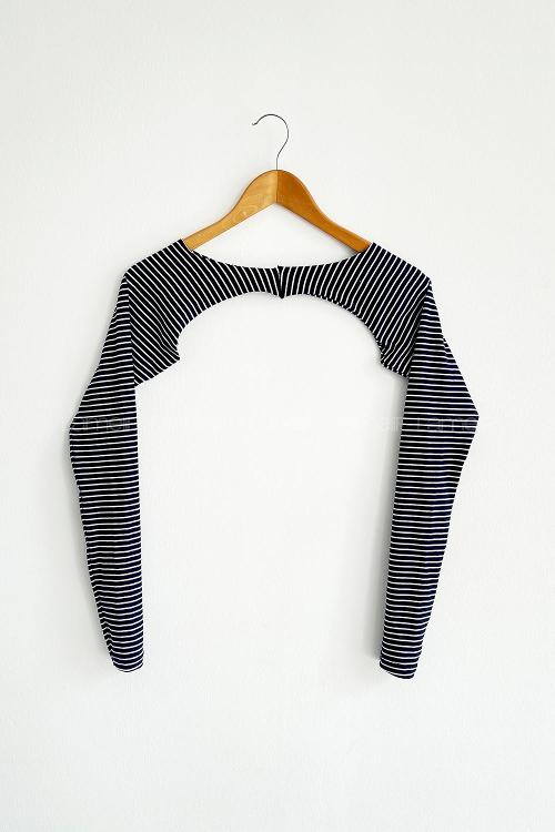 Navy Striped Medium Crew Neck Long Arm Unprinted Oversleeve