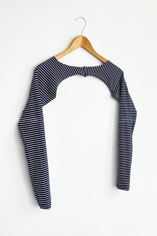 Navy Striped Medium Crew Neck Long Arm Unprinted Oversleeve