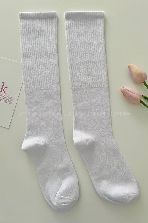 Lamelif Beyaz Diz Altı Spor Çorap
