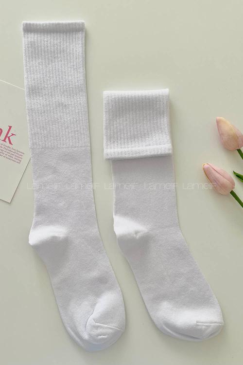 Lamelif Beyaz Diz Altı Spor Çorap