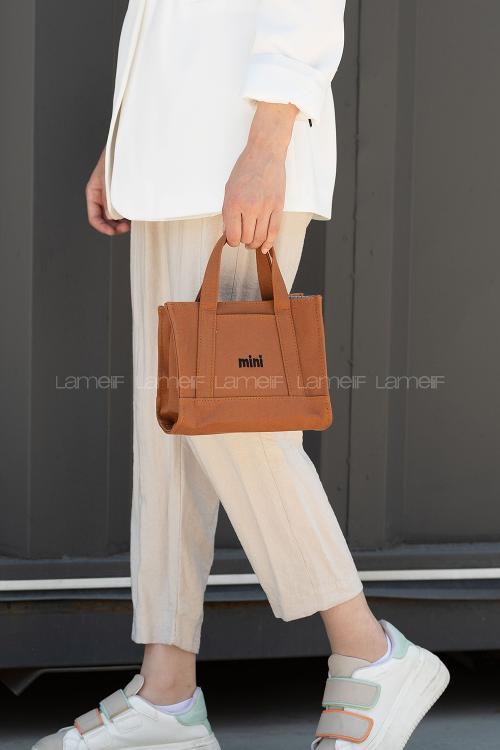 Tan Buckle Skin Hand Bag Bag
