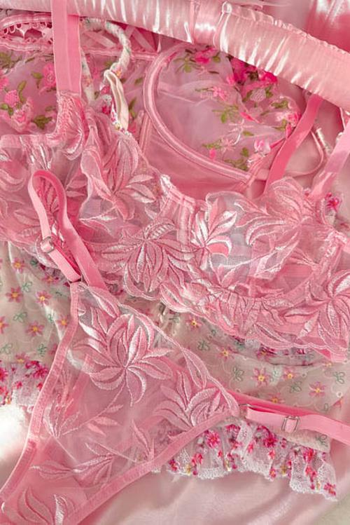 Candy Pink Cotton Fabric Underwire Unsupport 