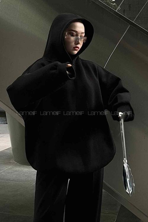 Lamelif Kapüşonlu Salaş Sweatshirt Siyah