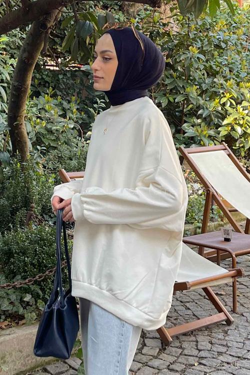 Lamelif Balon Kol Yaka Ve Etek Ucu Manşetli Bol Sweat Ekru