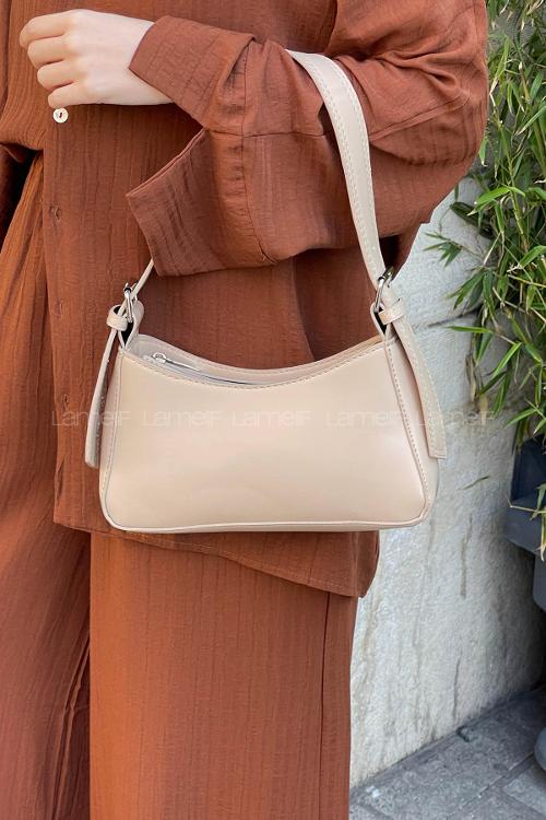 Mink Buckle Skin Hand Bag Bag