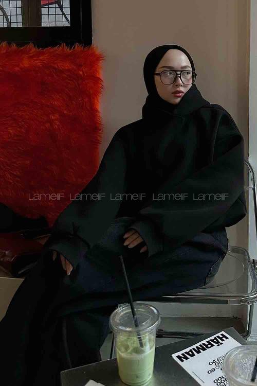 Black Hood Neck Long Arm Unprinted Sweatshirt