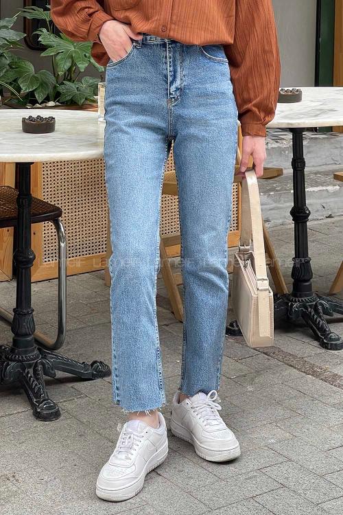 Lamelif Kesik Paça Fit Jean Açık Mavi