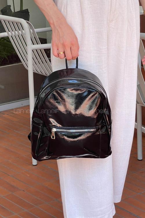 Lamelif İki Gözlü Deri Görünümlü Sırt Çantası Parlak Siyah