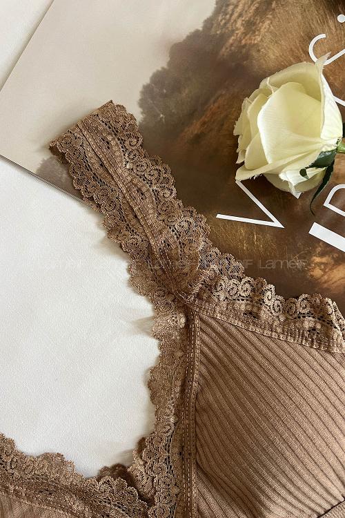 Lamelif Dantel Askılı Pedli Sporcu Sütyen